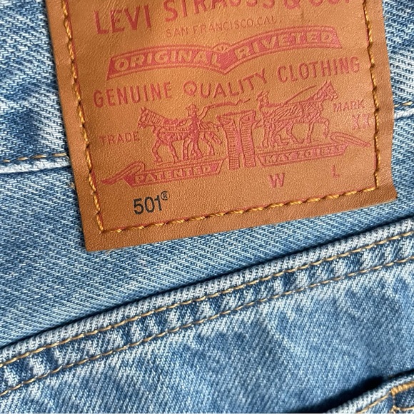 Levi’s 501 29x32 - Picture 5 of 5